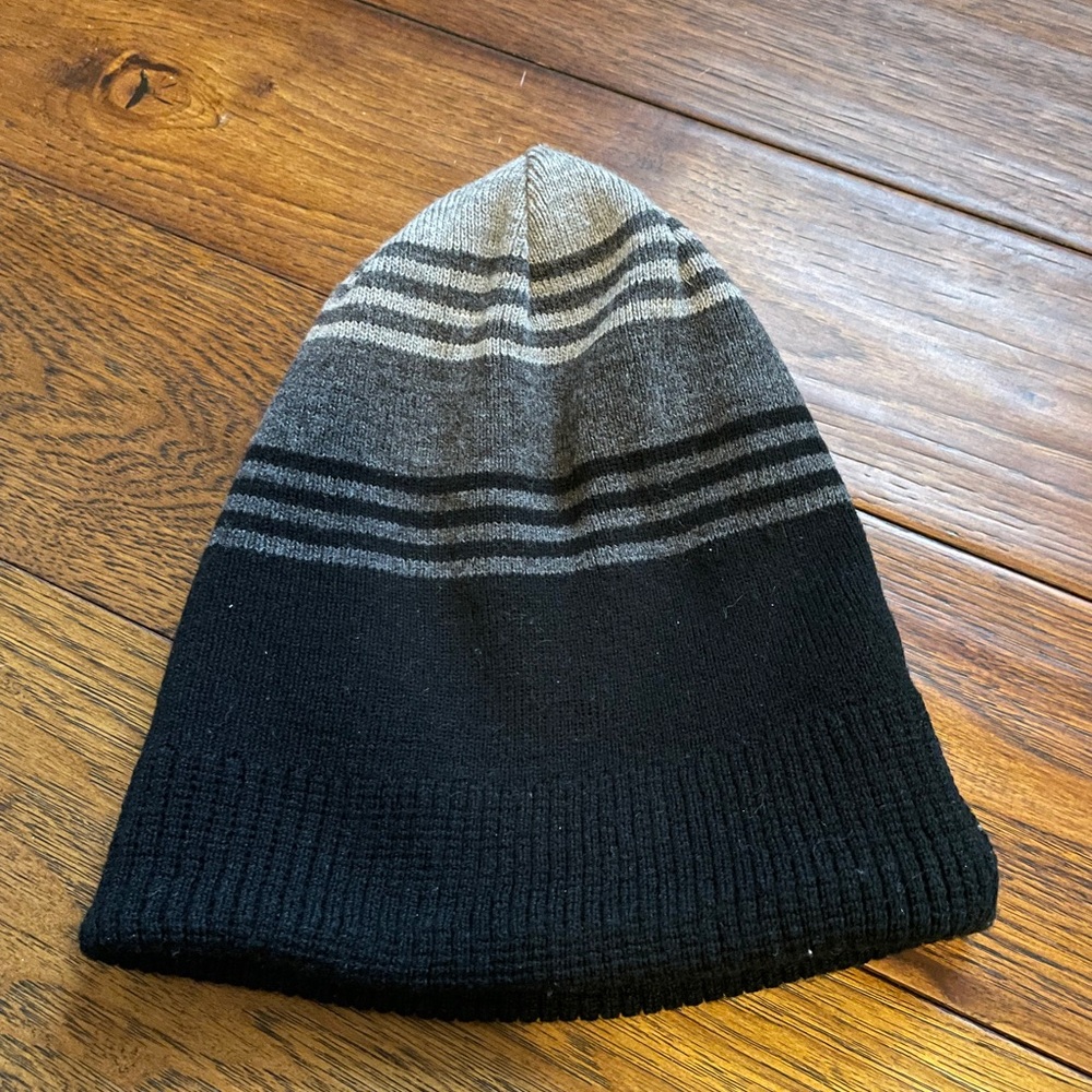 APT 9 beanie